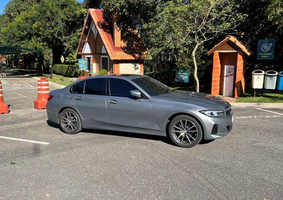 BMW 320i 2.0 16V TURBO FLEX SPORT GP AUTOMÁTICO BMW 320i 2.0 16V TURBO FLEX SPORT GP AUTOMÁTICO